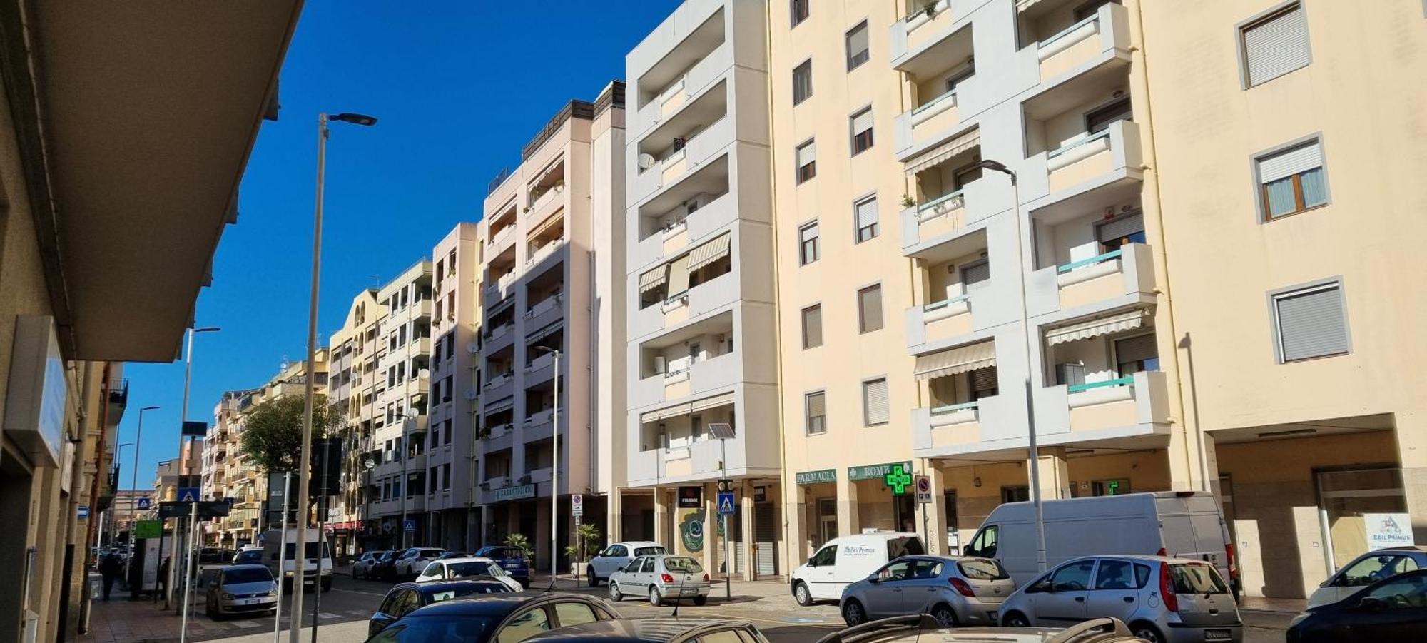 Maison Gabriel Каляри Екстериор снимка